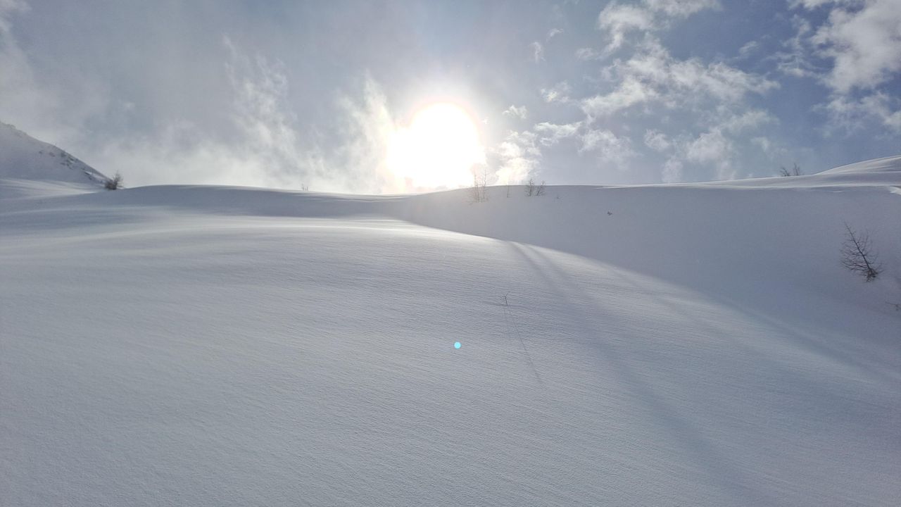 Unverspurte Hänge im Stubai Unverspurte Hänge im Stubai